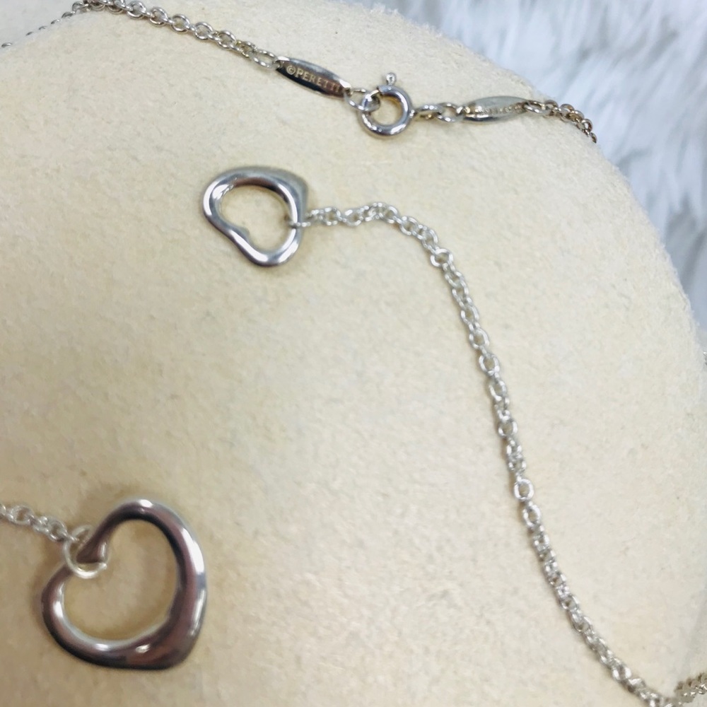 TIFFANY & Co.  Open Heart Lariat Necklace - Picture 6 of 8